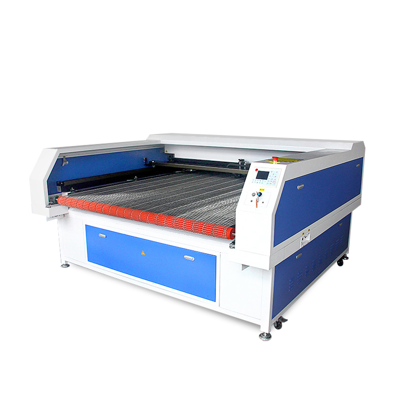 1610自動(dòng)送料機(jī)激光雕刻機(jī)布料皮革毛氈汽車(chē)腳墊毛絨玩具切割裁剪